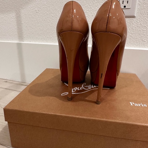 Tan platform open toe Christian Louboutin Heels - Picture 2 of 3